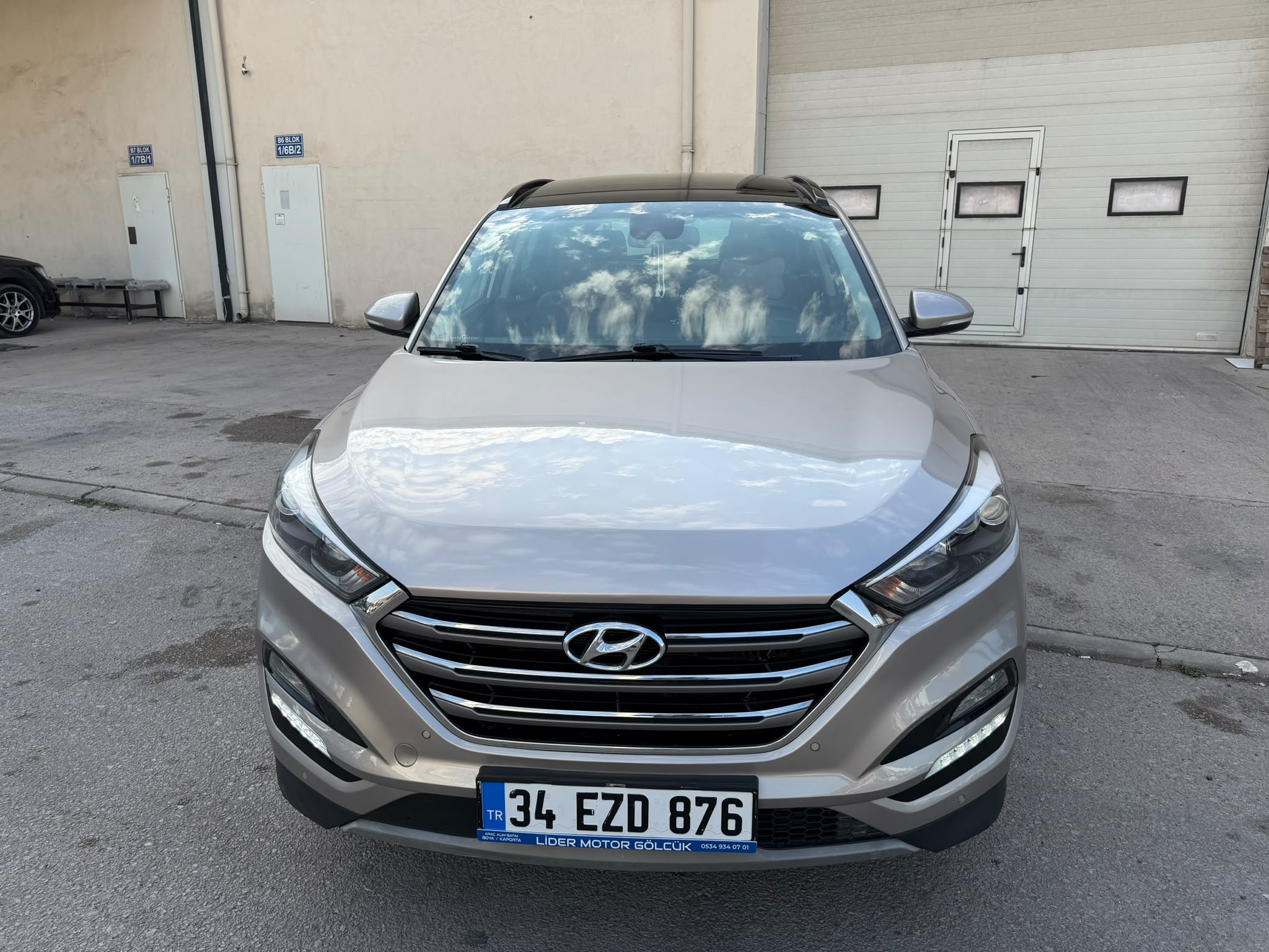2017 HYUNDAI TUCSON  1.6 T-GDI    ELITE PLUS RED PACK – 121.000 KM 4X4