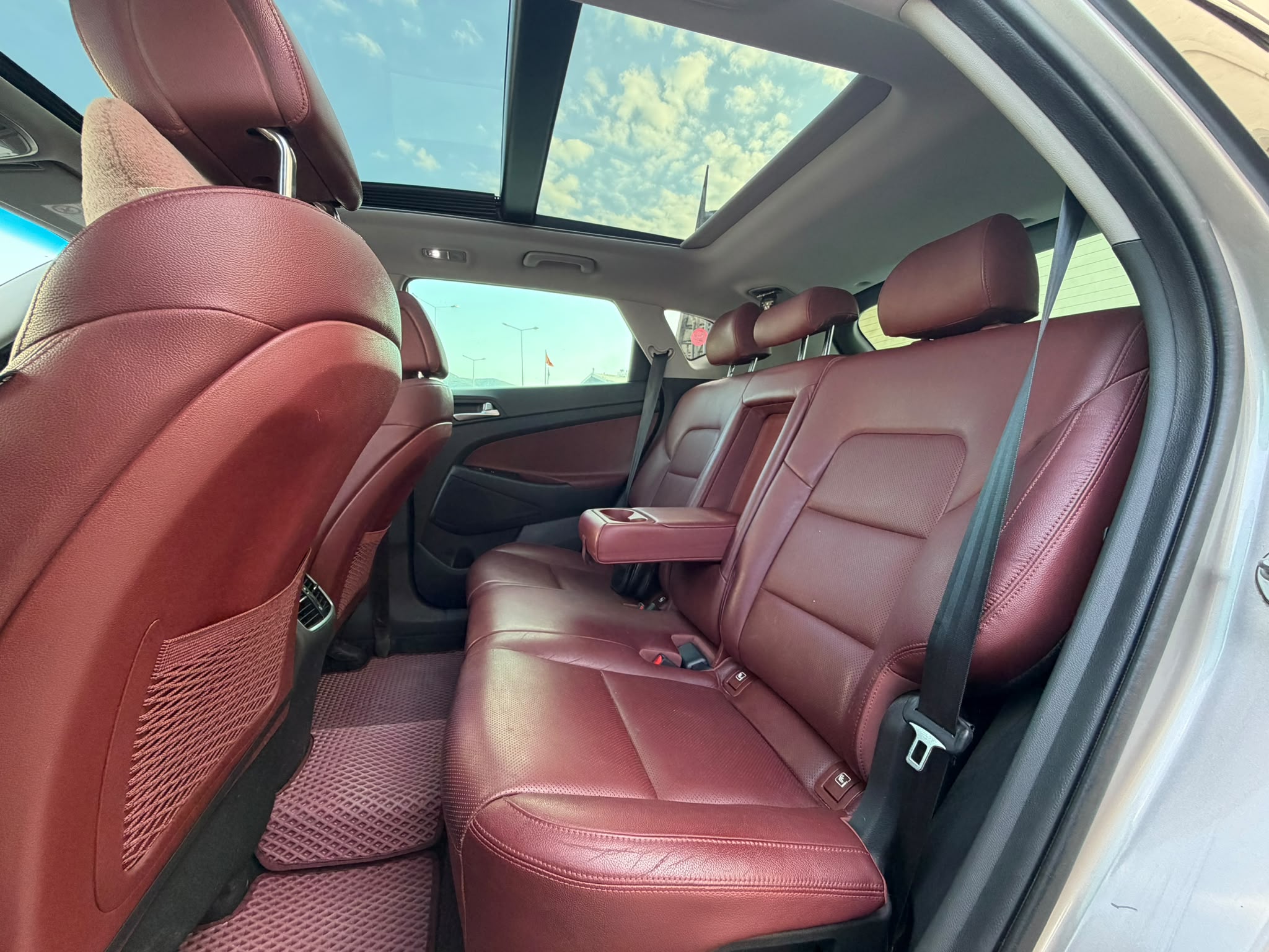 2017 HYUNDAI TUCSON  1.6 T-GDI    ELITE PLUS RED PACK – 121.000 KM 4X4